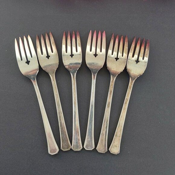 Vintage 1881 Rogers Oneida Del Mar Silverplate 6pc Dessert Forks Set - Picture 3 of 6